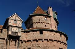La tour Sud du Grand Bastion du château du Haut-Koenigsbourg vue depuis l'Ouest - © Jean-Luc Stadler