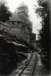 Vue depuis l'entrée sur le chantier de restauration du Haut-Koenigsbourg en 1903 - © DBV/Inventaire Alsace
