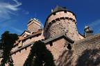 La tour du pigeonnier et le donjon du château du Haut-Koenigsbourg - © Jean-Luc Stadler