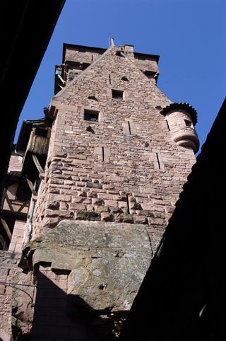 Détail d'architecture du donjon du château du Haut-Koenigsbourg - Hohkönigsburg, Elsass, Frankreich
