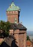 Bergfried, südliche Fassade und Eingangstor der Hohkönigsburg gesehen von dem großen Bollwerk - © Jean-Luc Stadler