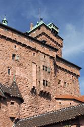 Le donjon et la façade Sud du château du Haut-Koenigsbourg - © Jean-Luc Stadler