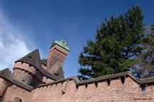 Petit bastion et donjon du château du Haut-Koenigsbourg vus depuis l'Est - © Jean-Luc Stadler - Haut-Koenigsbourg castle, Alsace, France