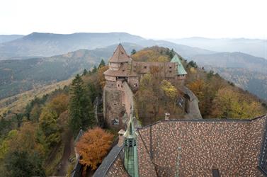 Vue depuis le donjon du château du Haut-Koenigsbourg - © Marc Dossmann / Photo Expression