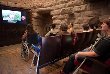 Multimediaraum zur Erkundung der Burg mittels audiovisueller Medien - © château du Haut-Koenigsbourg