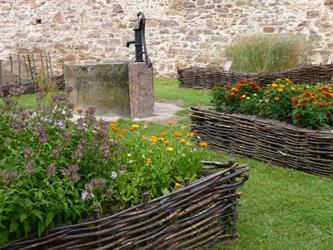 Medieval garden in Châtenois - © DR