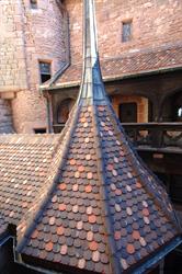 Roof of the polygonal stair leading to the dwellings, inner courtyard of Haut-Koenigsbourg castle - © Jean-Luc Stadler